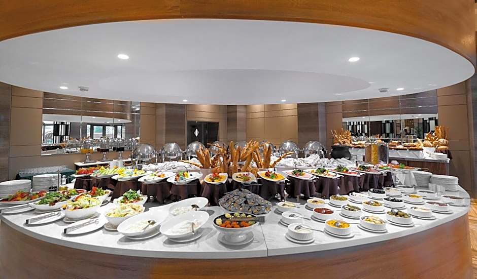 AZIMUT Grand Hotel Tashkent