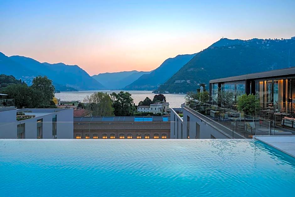 Hilton Lake Como