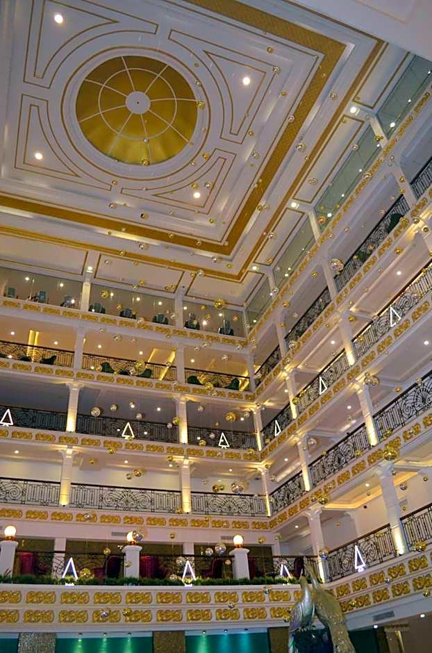 The Grand Kandyan Hotel