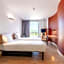 B&B Hotel Lully 3 Lakes