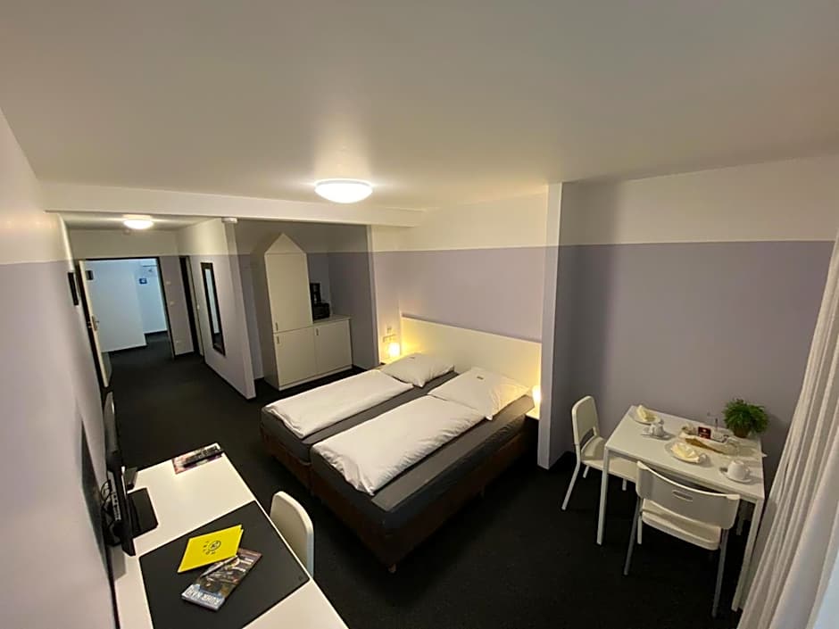 Hotel U - Aktienstraße 241 in Mülheim an der Ruhr