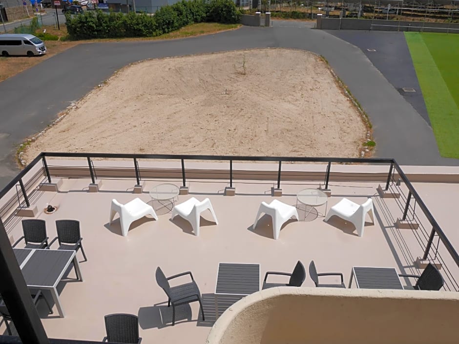 J-Hoppers Lake Biwa Guesthouse