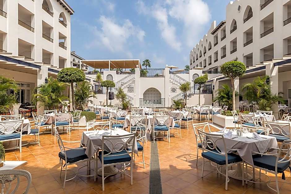 Mac Puerto Marina Benalmadena Hotel