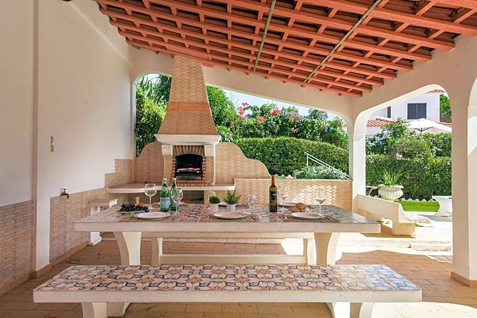 A Fantastic Place for Families, Hilton Hotel are and close to amenities