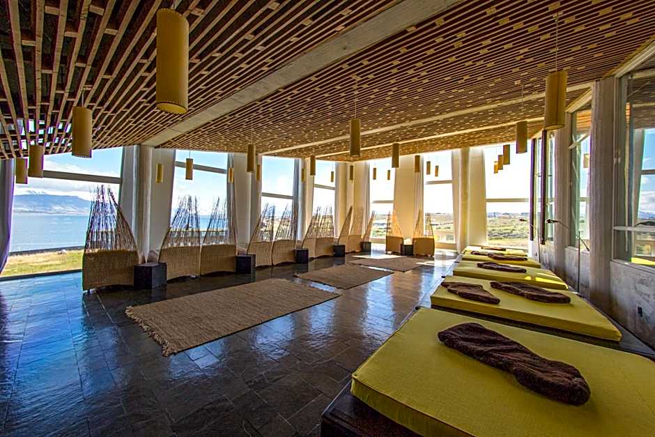 Remota Patagonia Lodge