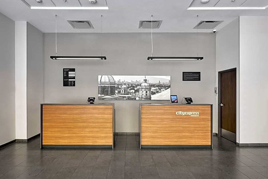 City Express by Marriott Ciudad de México La Villa