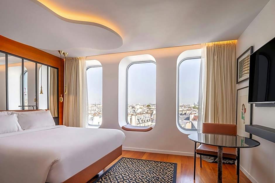 Renaissance Paris Republique Hotel