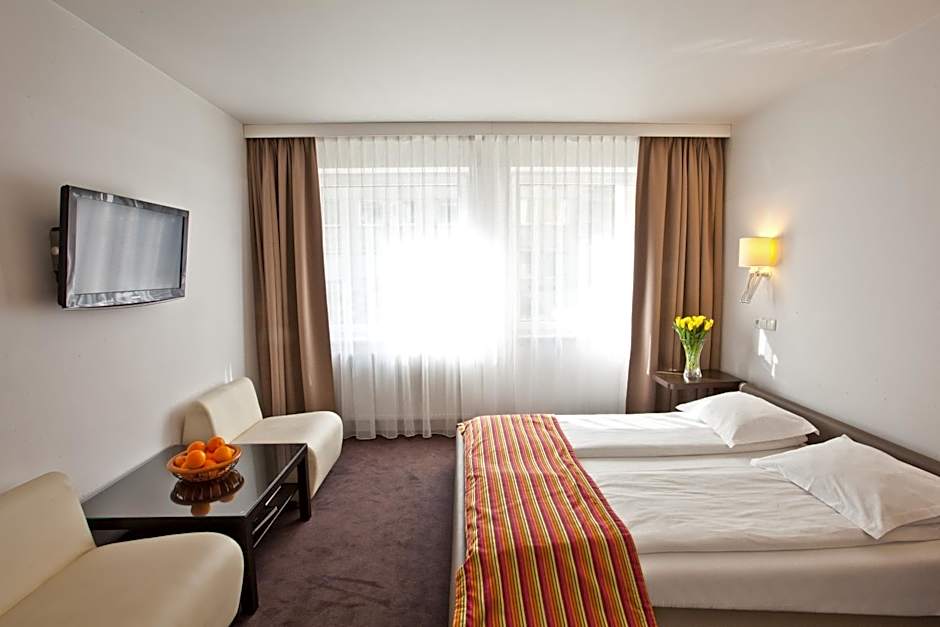 Platinum Apartments Aparthotel