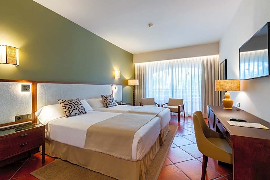 Puerto Antilla Grand Hotel