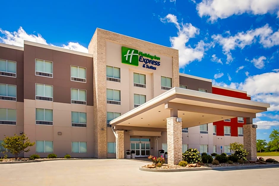 Holiday Inn Express & Suites Litchfield By IHG