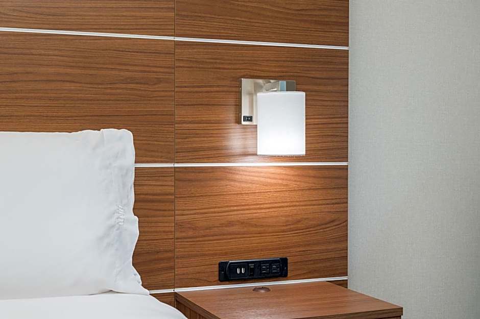 Holiday Inn Express Grover Beach-Pismo Beach Area By IHG