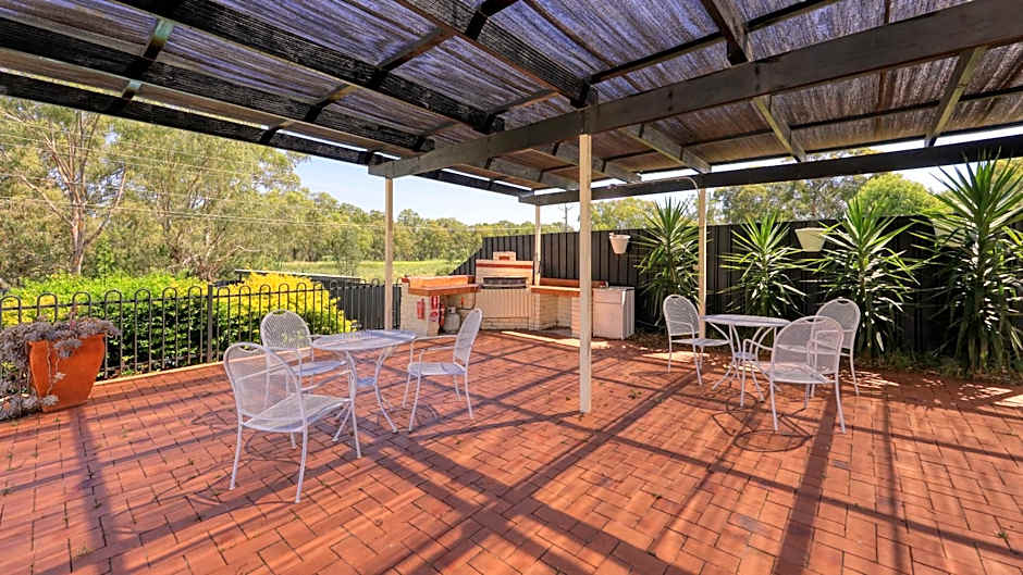 Bishops Lodge Narrandera