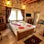 Abu Hayat Cave Suites