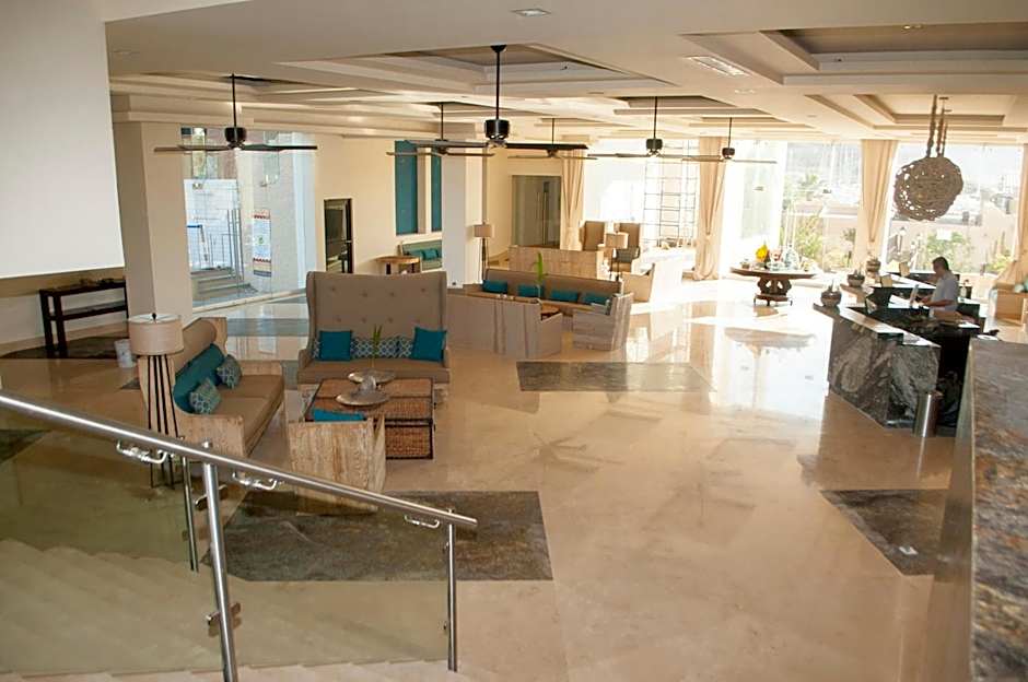 Marinaterra Hotel & Spa