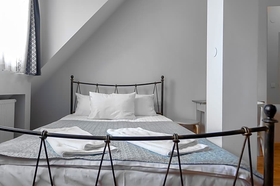 YellowBoot Aparthotel