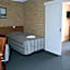 Mount Barker Valley Views Motel & Chalets, Western Australia