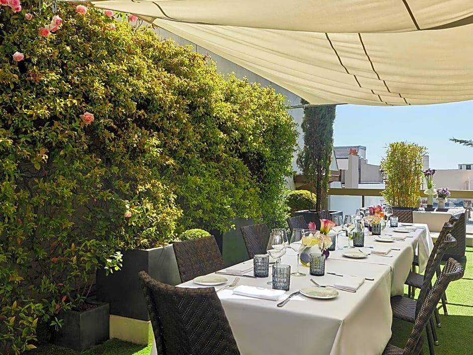 Warwick Paris (Former Warwick Champs-Elysees)
