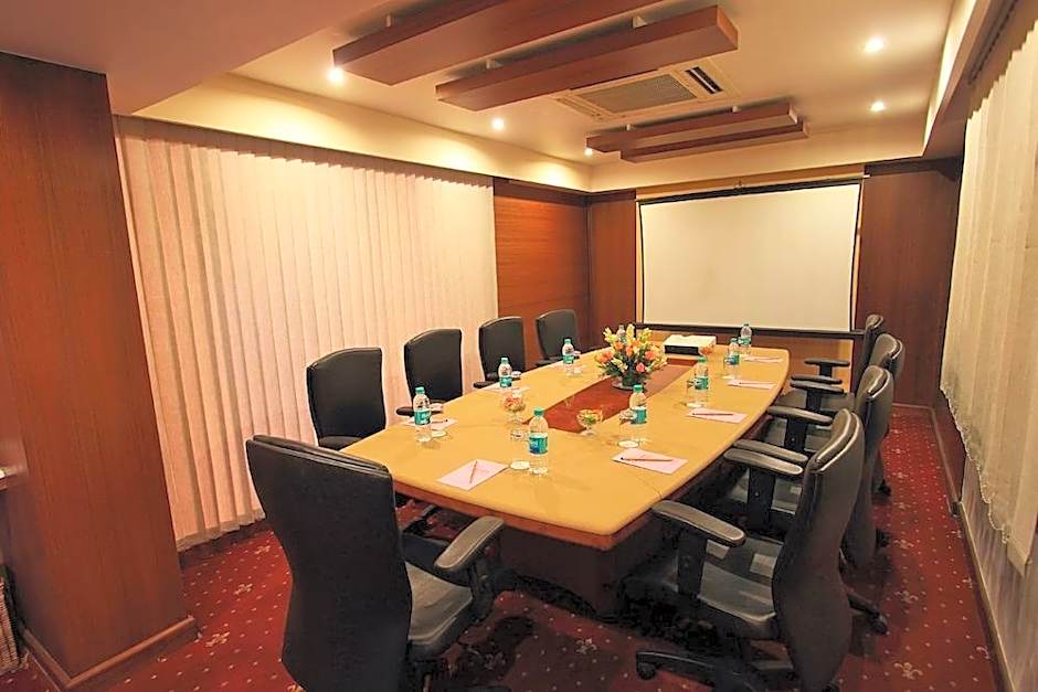 Parijatha Gateway Hotel