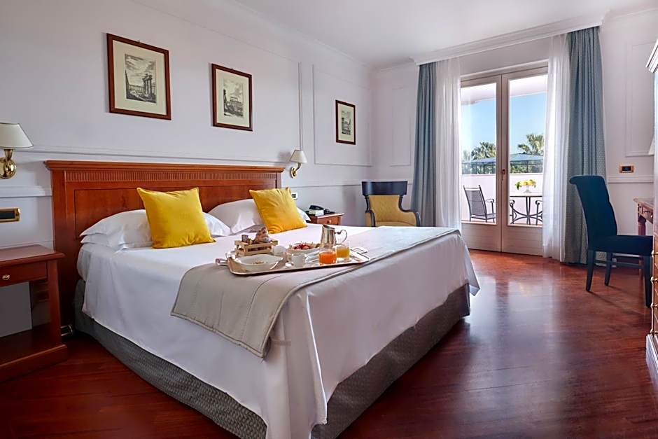 Savoy Beach Hotel & Spa