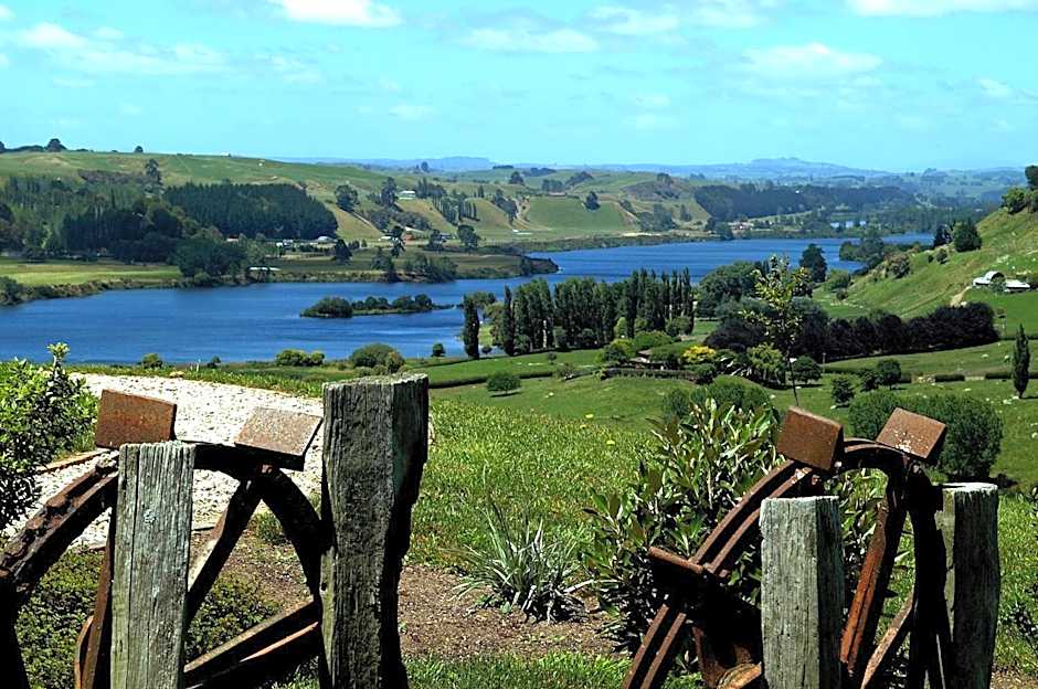 Lake Karapiro Lodge