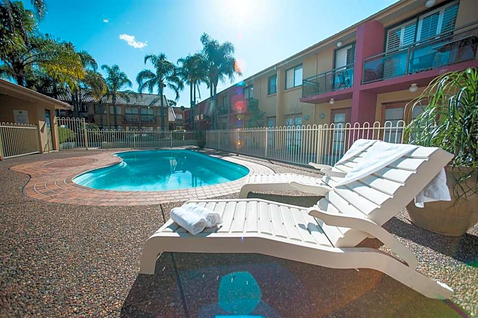 Ramada Hotel & Suites Sydney Cabramatta