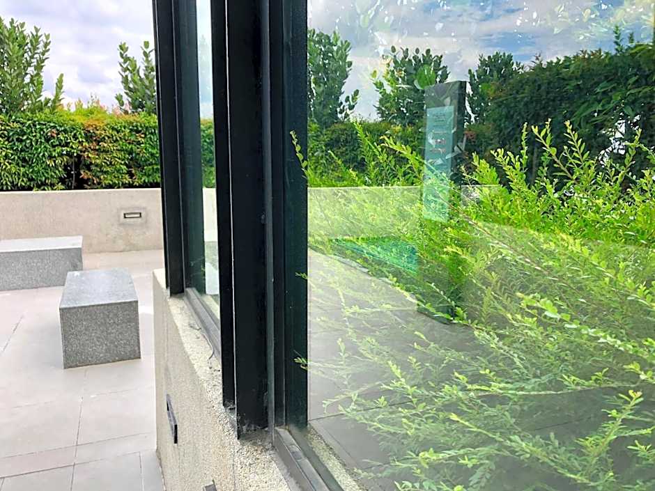 Charming Suite & Sunway and Petaling Jaya