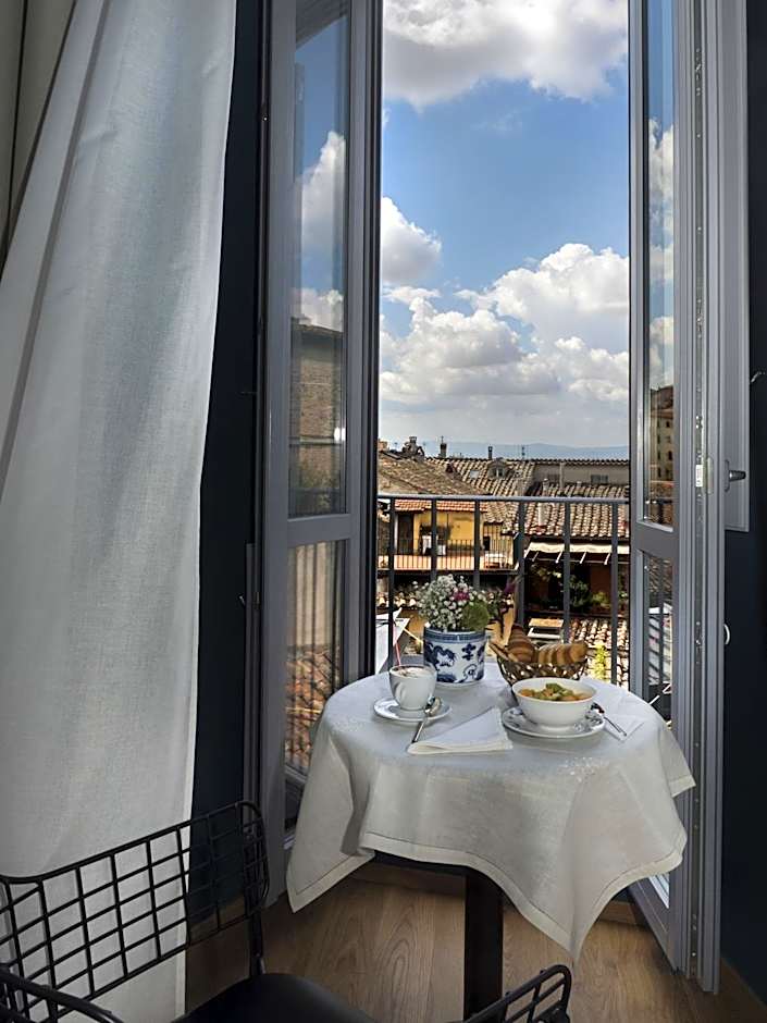 Hotel Priori Secret Garden