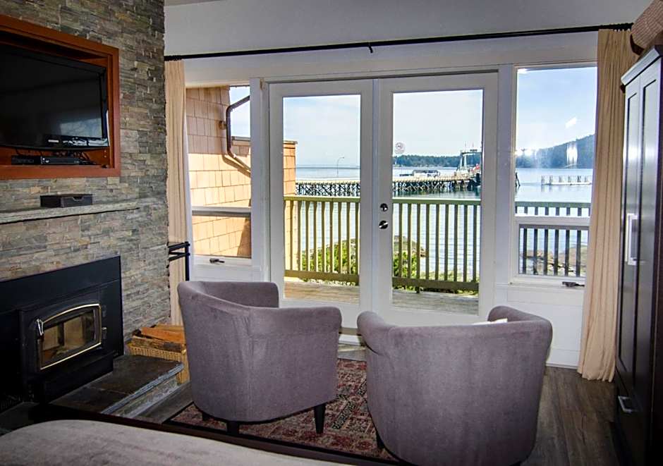 Galiano Oceanfront Inn & Spa