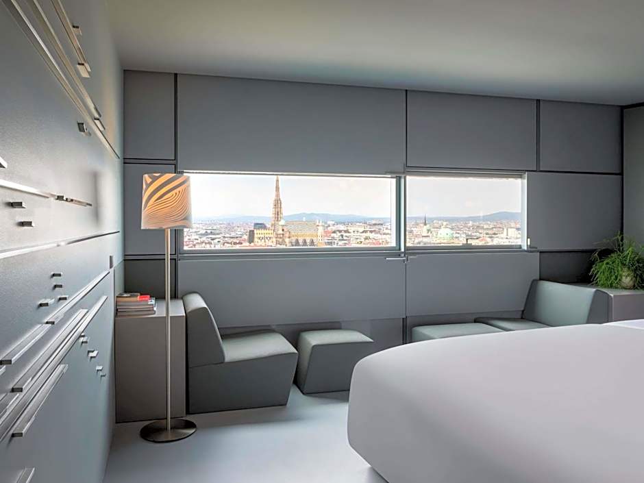 SO Vienna Hotel
