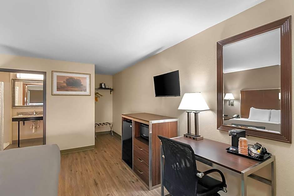 Quality Inn Waterbury East