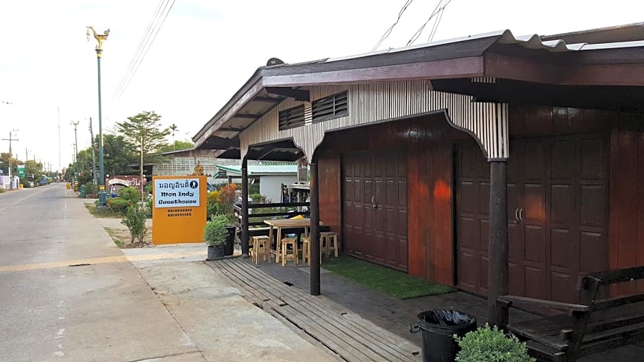Mon Indy Guesthouse