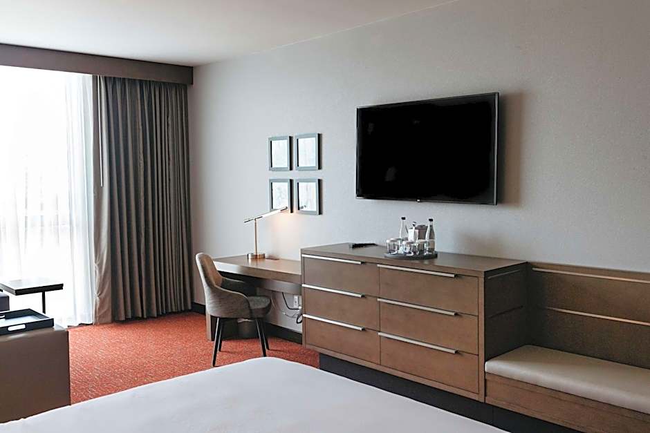 Revel Hotel, Tapestry Collection By Hilton