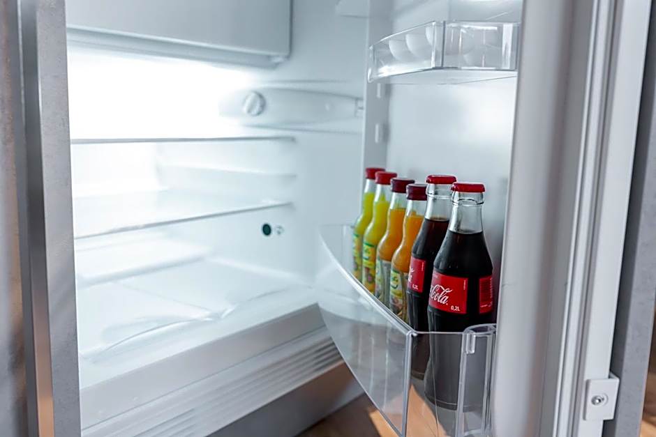 Hotel Circle Inn - Closest to Air Base