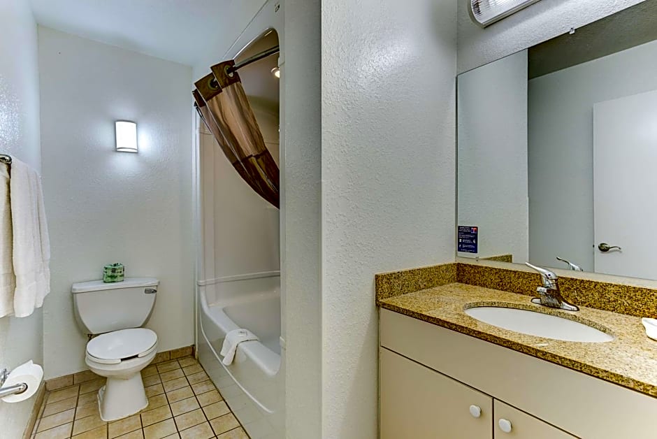 Studio 6-Kissimmee, FL - Orlando