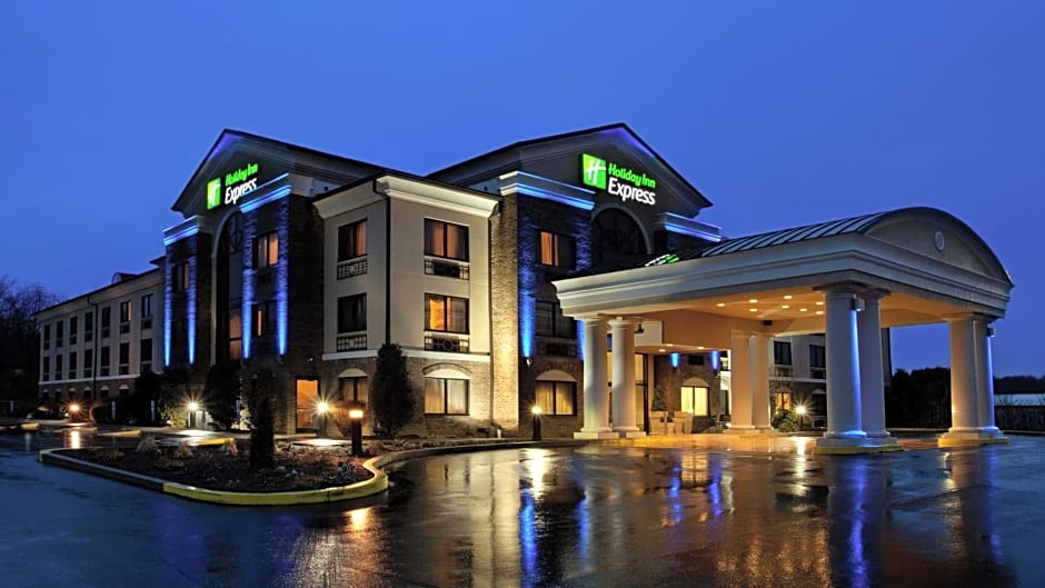 Holiday Inn Express Grove City - Premium Outlet Mall