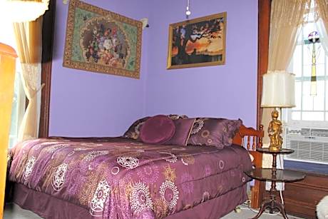 King Room with Spa Bath