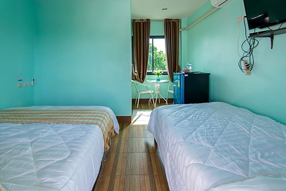 Brown Home Sattahip @ 19