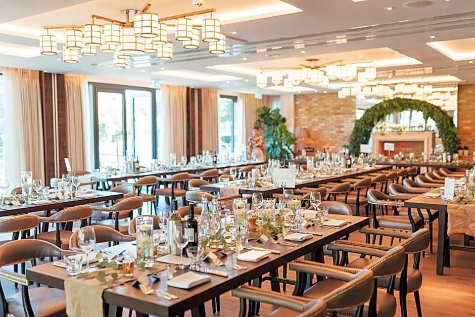 The Swan, Streatley, Berkshire