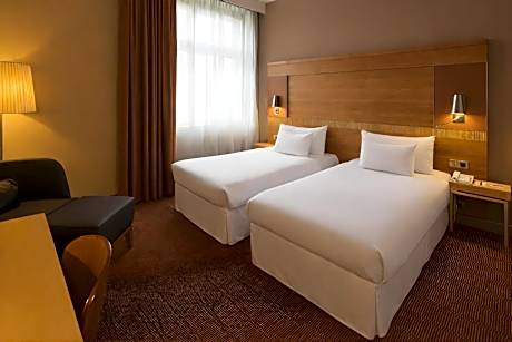 Standard Room with 2 Single Beds
