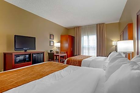 Queen Room with Two Queen Beds - Non-Smoking