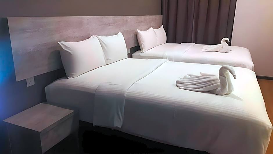 The Leverage Lite (Kuantan)