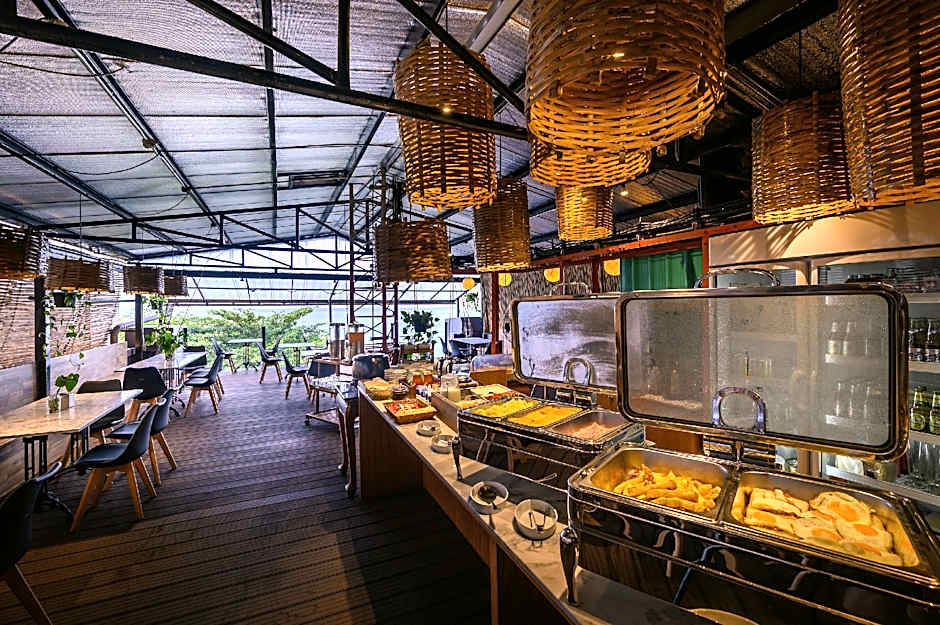 Quarter 09 Beach Hotel