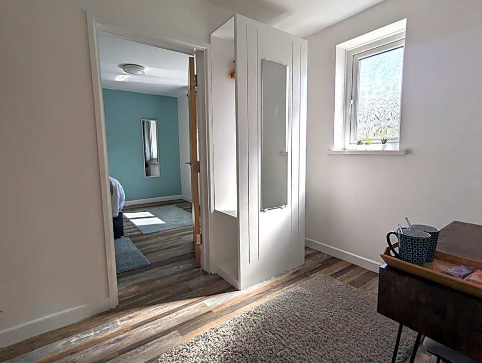 The Lodge by Cefn Tilla