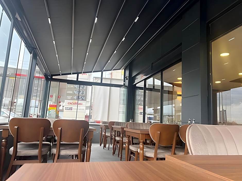 E5 PARK OTEL