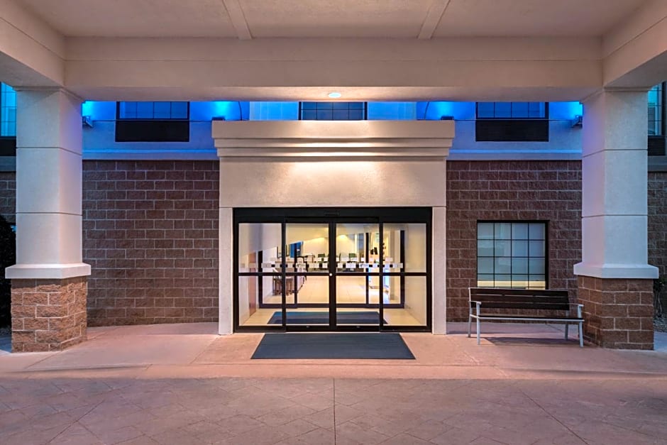 Holiday Inn Express Hotel & Suites Lawton-Fort Sill By IHG