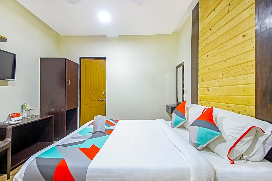 FabExpress Golden Nest Deluxe – Calangute, 