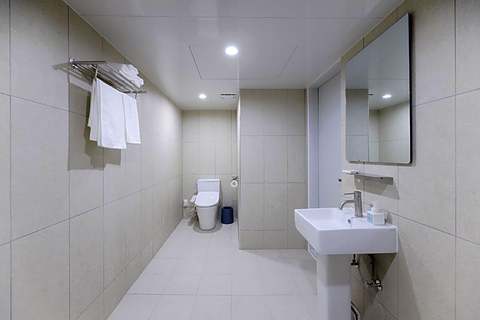 Mate Hotel