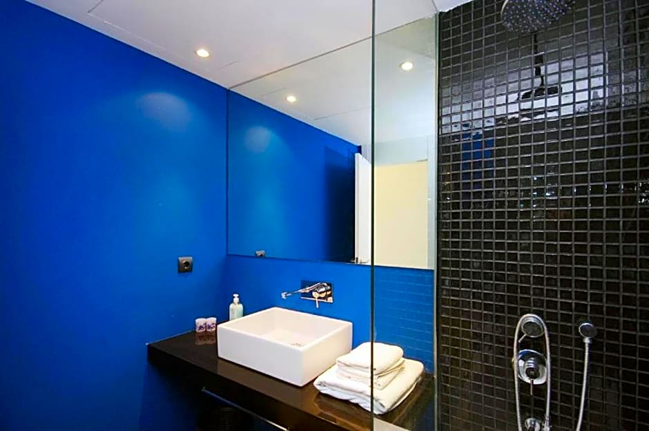 Mosen Sorell Apartments