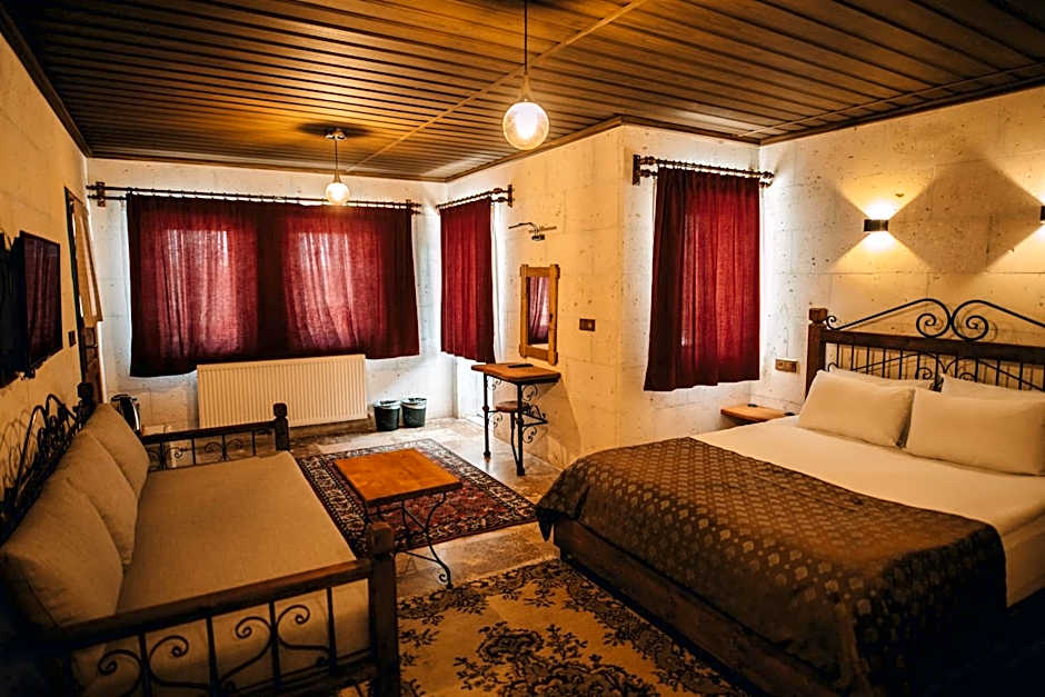 Çavuşin Cave House-Cappadocia