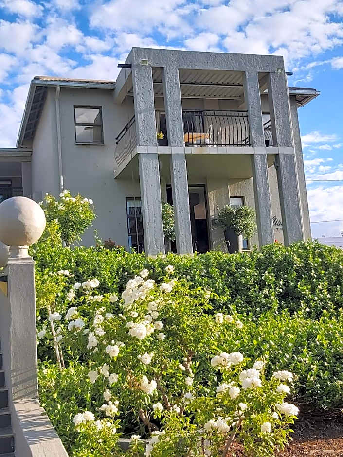 Altissimo Symphony Guesthouse